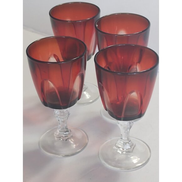 Gorgeous Vintage Luminarc France Shot Glasses Set of Four  2 oz. - Picture 1 of 12